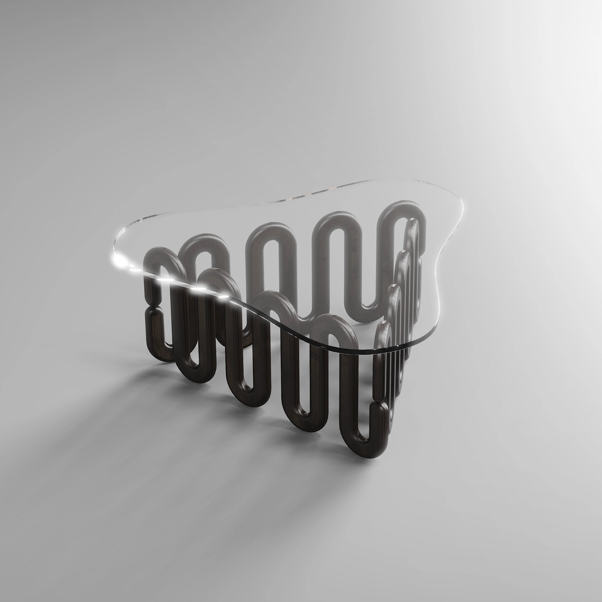 Designer-Couchtisch mit geschwungener Glasplatte und skulpturalem Holzgestell im modernen Stil