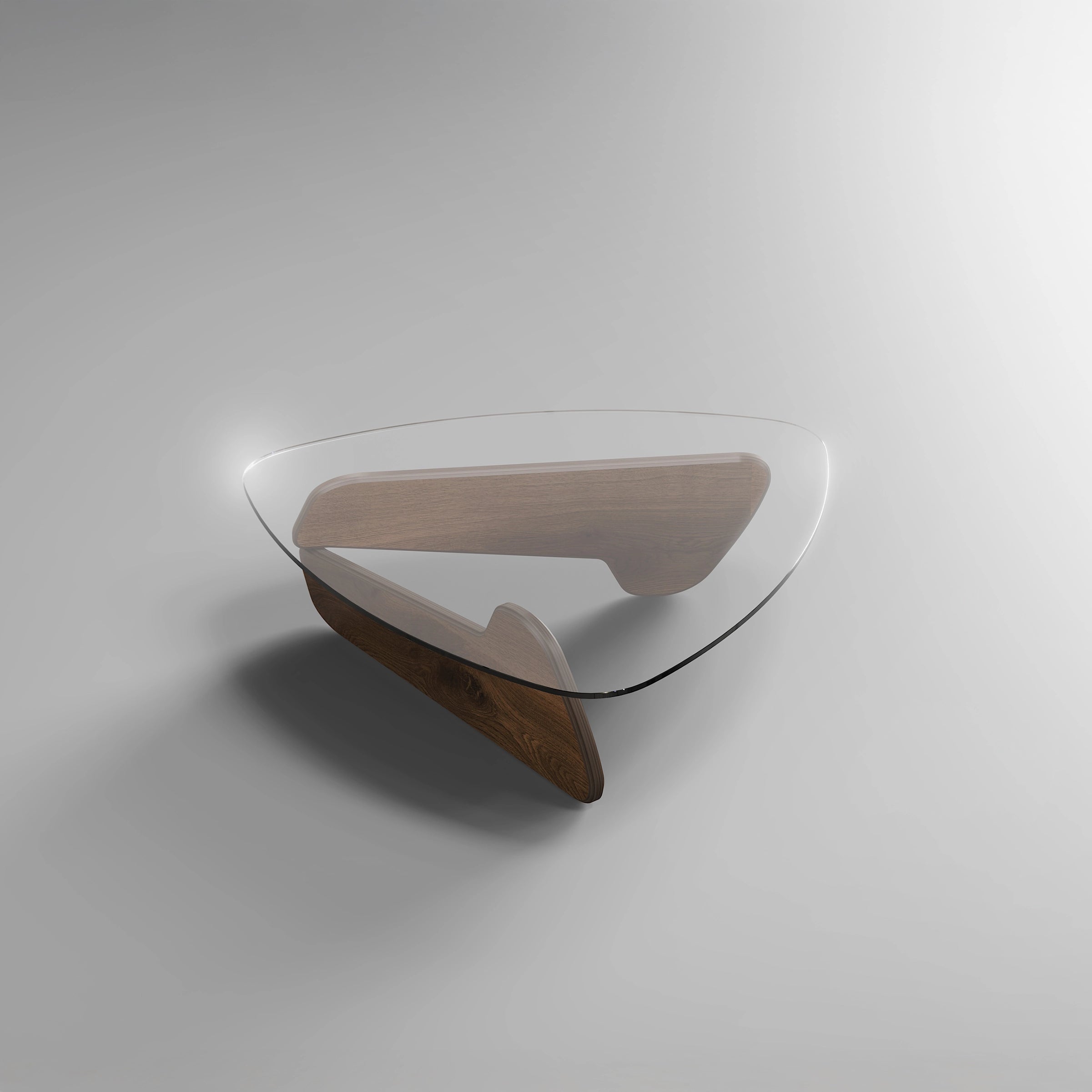 Designer-Couchtisch mit asymmetrischer Glasplatte und minimalistischem Holzuntergestell